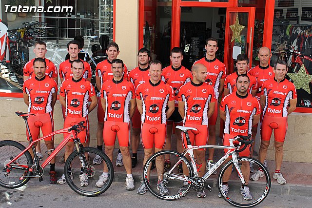 Presentacin equipo Club Ciclista Santa Eulalia - Bike Planet - 2