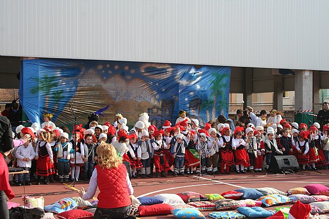 El colegio Santa Eulalia celebr su tradicional fiesta de Navidad - 6