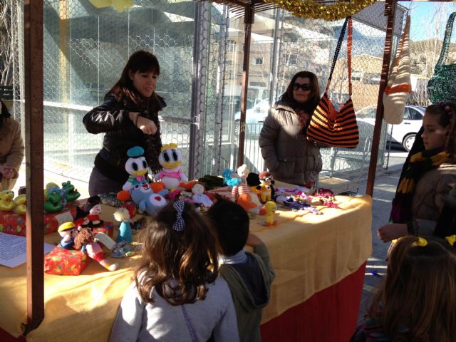 Mercadillo artesanal con productos navideños - 2, Foto 2