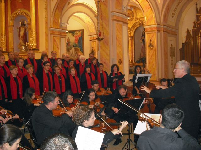 Música navideña en Las Torres de Cotillas de la mano de la coral Ménade y la orquesta Hims Mola - 1, Foto 1
