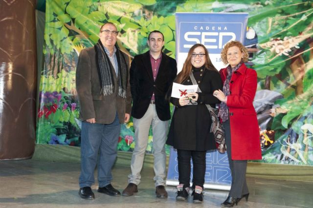 Festejos y la SER entregaron junto al Belén los premios del concurso de Christmas - 2, Foto 2