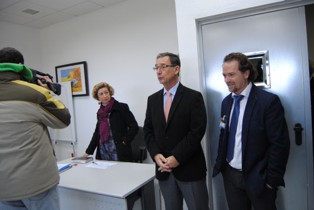 El delegado del Gobierno destaca el espíritu de superación de los internos en su visita al Centro de Inserción Guillermo Miranda - 2, Foto 2