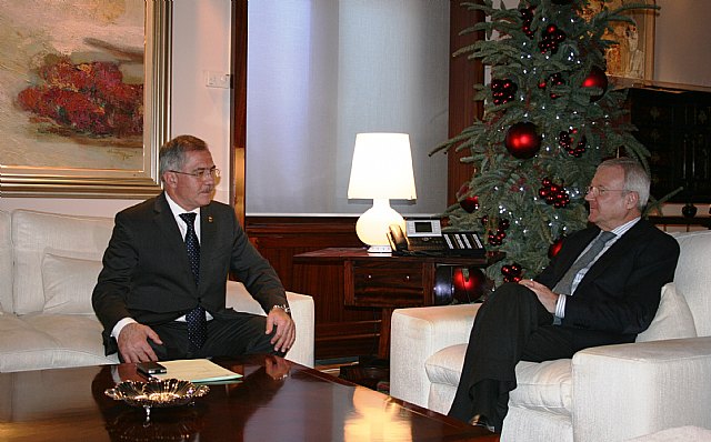 El presidente de la Comunidad recibe al alcalde de Águilas, Bartolomé Hernández - 1, Foto 1