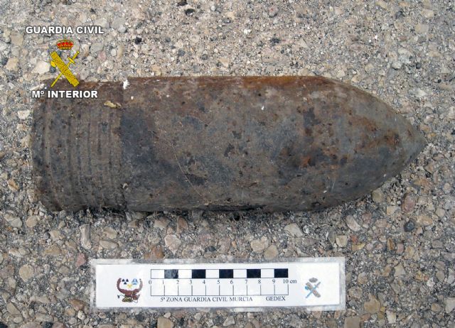 La Guardia Civil ha destruido cerca de 250 artefactos explosivos durante 2012 - 1, Foto 1