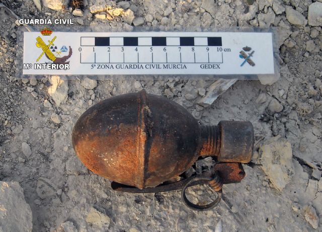 La Guardia Civil ha destruido cerca de 250 artefactos explosivos durante 2012 - 2, Foto 2