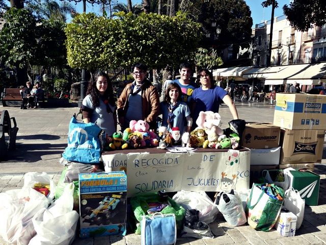El Clan Rover Lobo Gris del Grupo Scout Severo Montalvo de Águilas recogen un total de 675 juguetes - 2, Foto 2