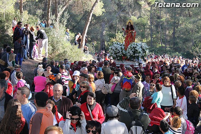 Más de 22.000 personas acompañan a Santa Eulalia, patrona de Totana, en romería en el regreso a su ermita de Sierra Espuña - 1, Foto 1