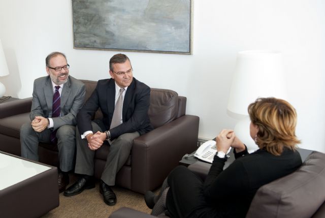 Relevo en la refinería de Repsol en Escombreras - 1, Foto 1