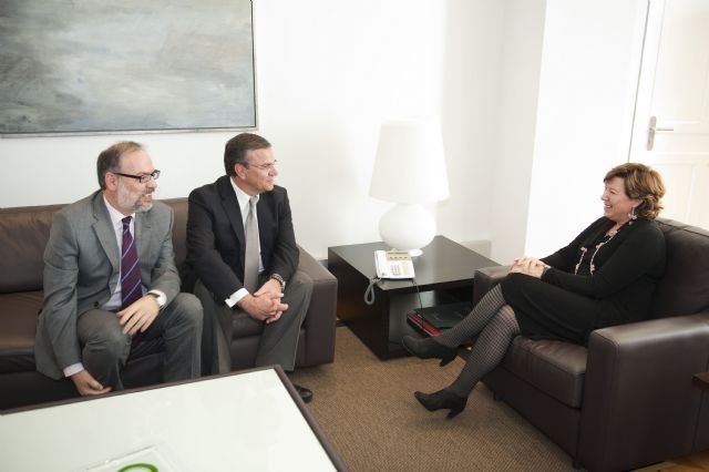 Relevo en la refinería de Repsol en Escombreras - 2, Foto 2