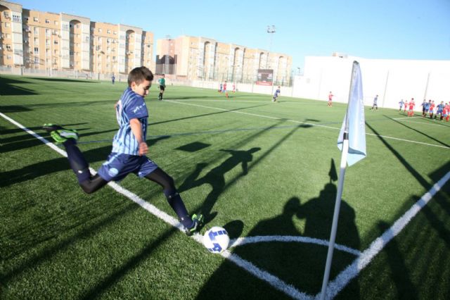 El campo municipal de césped artificial de Urbanización Mediterráneo acoge los primeros partidos y entrenamientos - 2, Foto 2