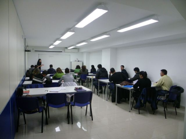 El jueves se abre la inscripción para los cursos de preparación de Grado Medio de la ADLE - 1, Foto 1