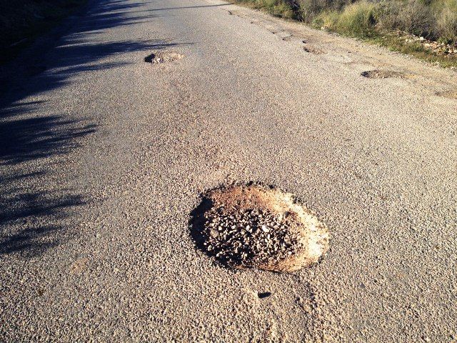 IU denuncia el estado calamitoso y peligroso de los caminos rurales en Totana, Foto 2