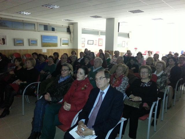 San Antón rinde homenaje al mayor y a la mujer del barrio 2012 - 4, Foto 4