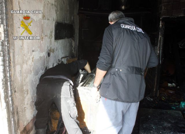 La Guardia Civil detiene al presunto autor de los incendios en una urbanización de La Manga - 2, Foto 2