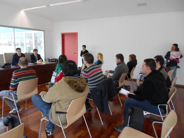 Curso de mantenimiento de edificios para vecinos de viviendas municipales del Infante - 1, Foto 1