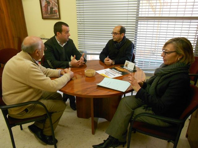 Transportes destinará alrededor de 40.000 euros para que los desplazamientos de los usuarios de Jesús Abandonado sean gratuitos - 1, Foto 1