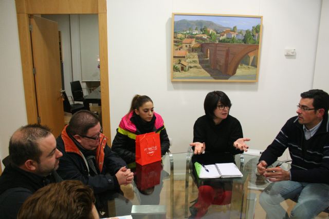 The mayor and council of Celebration and Popular Culture meet with the board of the Federation of Peas Carnival, Foto 3