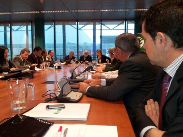 PROEXPORT se reúne con el ministro de Agricultura, Miguel Arias Cañete, durante la Asamblea de FEPEX - 1, Foto 1