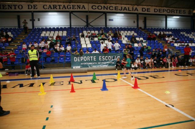 Más de doscientos niños disfrutan del juego del atletismo - 2, Foto 2