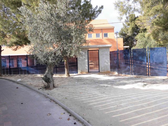 El PSOE pide la adecuación de los accesos al pabellón infantil del CP Santo Cristo del Consuelo - 1, Foto 1