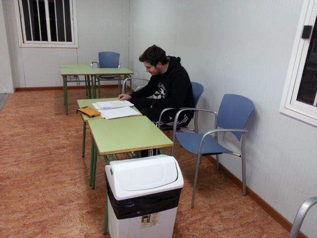 Los jóvenes socialistas piden que se habiliten salas de estudio en la Biblioteca municipal - 2, Foto 2