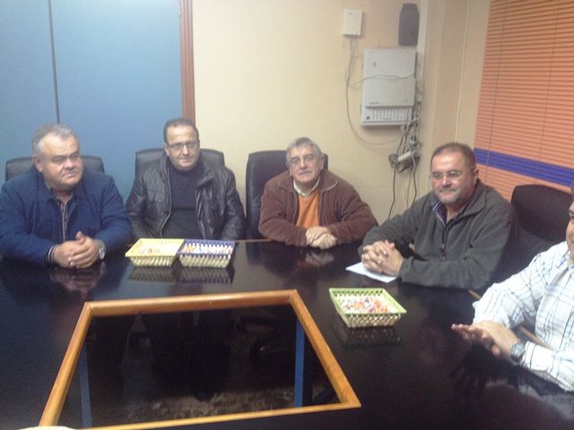 El Grupo Municipal de IU-verdes se reúne con la Directiva de la Comunidad de Regantes, Foto 1