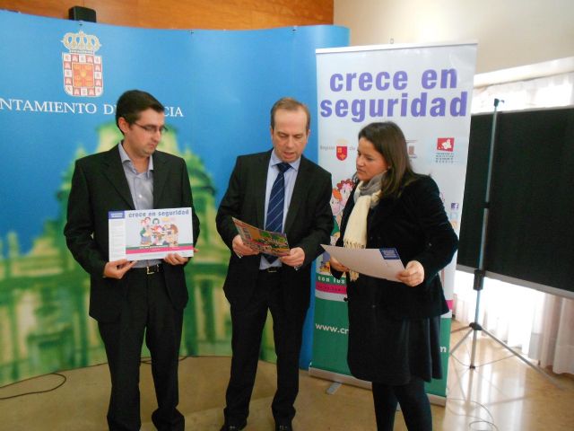 Una campaña enseña seguridad a niños de 5° de Primaria - 1, Foto 1