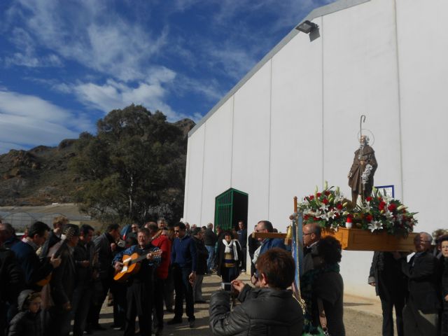 La pedanía aguileña de Tébar celebró ayer domingo, 20 de enero, sus fiestas en honor a San Antón Abad, patrón de los animales - 3, Foto 3