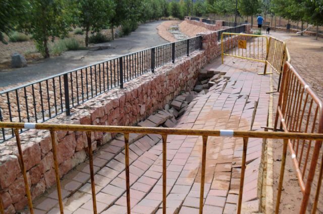 Arreglado el paseo de la Rafa que quedo hundido tras las lluvias torrenciales de septiembre - 2, Foto 2