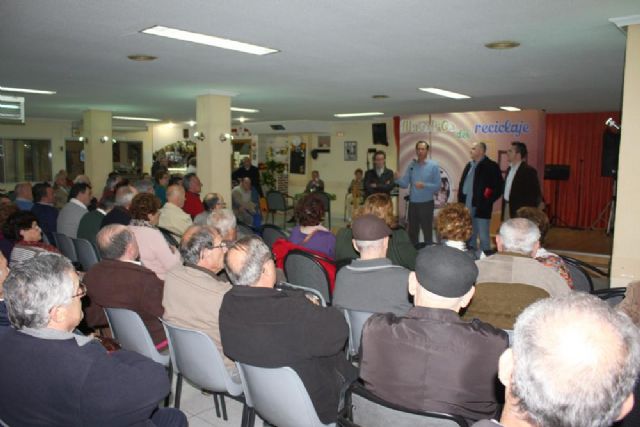 2.500 mayores y mujeres de los centros municipales se convierten en Maestr@s del reciclaje - 2, Foto 2