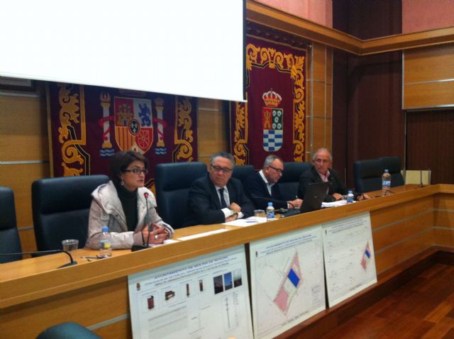 El Alcalde de Molina de Segura se reúne con los vecinos para presentarles el proyecto de la nueva Plaza de Europa - 2, Foto 2