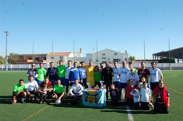 Alguazas Radio se marca un tanto con el fútbol de veteranos locales - 2, Foto 2