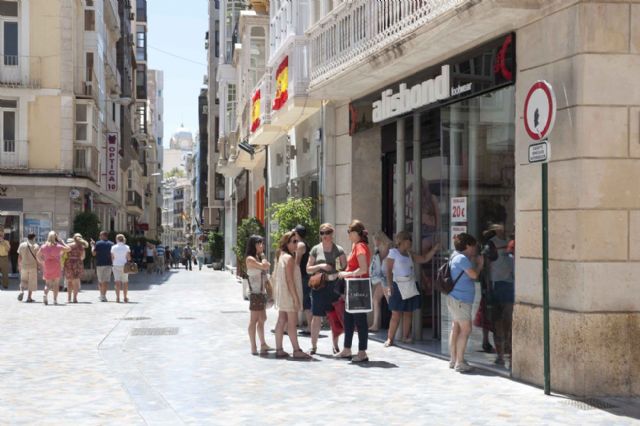 El concejal de Comercio considera que la apertura de los domingos es una oportunidad para el crecimiento de Cartagena y sus negocios - 1, Foto 1