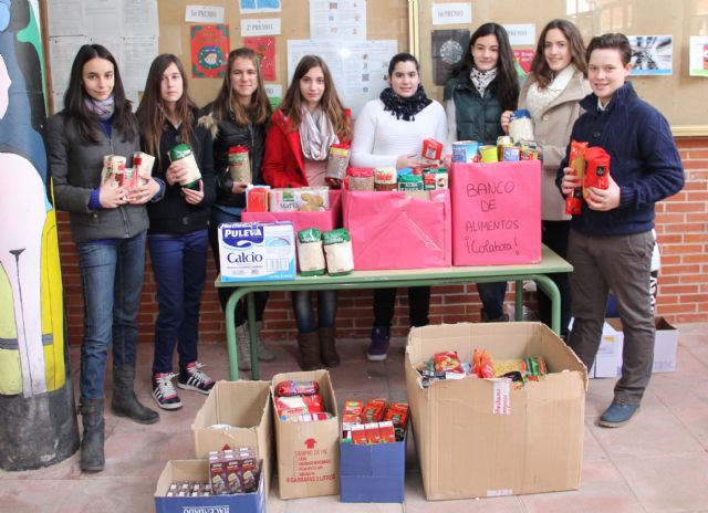 Los alumnos del IES Rambla de Nogalte crean un Banco Solidario de Alimentos coincidiendo con la celebración de Santo Tomás de Aquino - 1, Foto 1