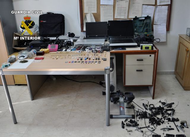 La Guardia Civil desmantela una organización dedicada a la comisión de robos en viviendas en Totana - 1, Foto 1
