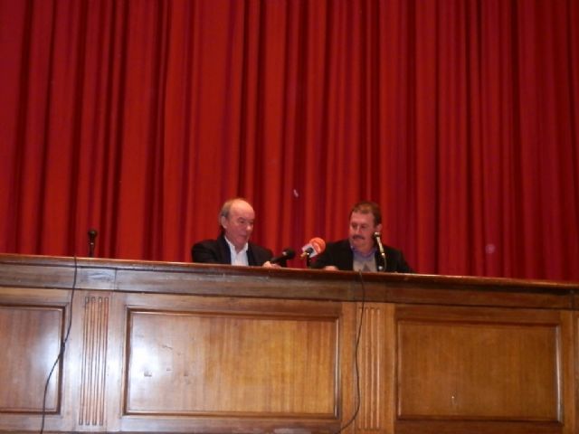 Mas de medio centenar de personas asistieron a la conferencia ¿cómo elaborar unos presupuestos participativos en el ayuntamiento? - 2, Foto 2