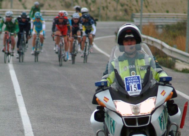 La Guardia Civil de Tráfico imparte un curso sobre seguridad en pruebas ciclistas - 2, Foto 2