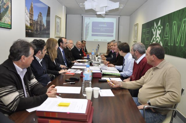 Salvador Marín presenta al Consejo Rector de FECOAM las herramientas de financiación de COFIDES - 2, Foto 2