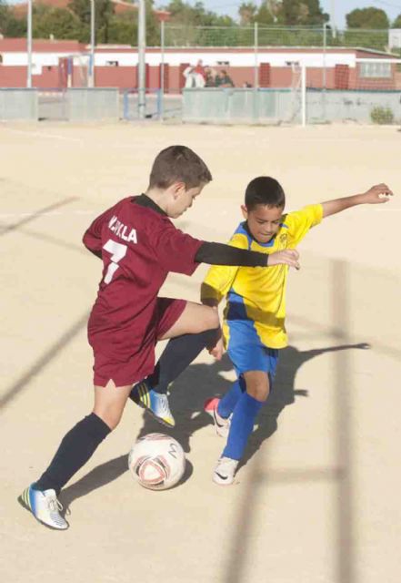 La Liga Local de Fútbol Base llega a su ecuador sin cambios en la clasificación - 5, Foto 5
