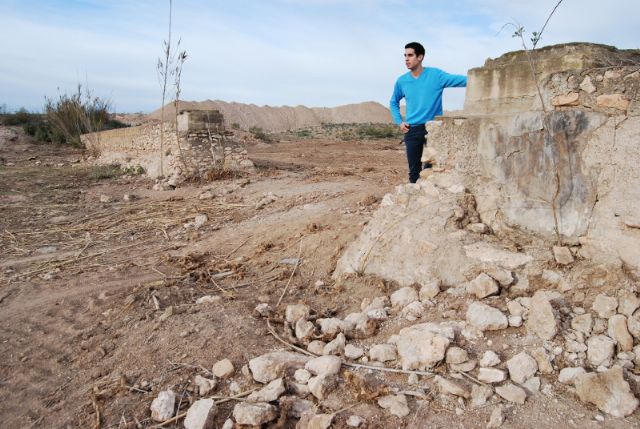Un estudiante de la UMU descubre las riquezas de la Villa del Agua - 3, Foto 3