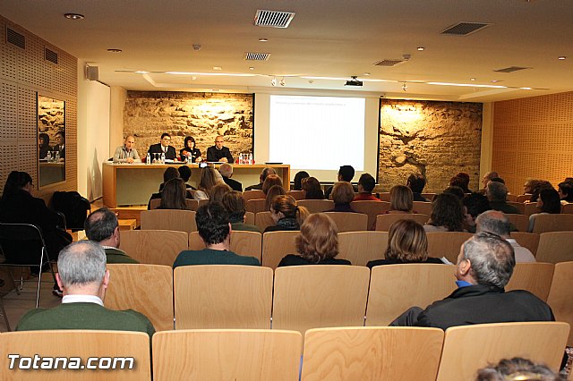 La figura de la patrona de Totana y el entorno de su santuario, a debate en el IV ciclo de conferencias sobre 