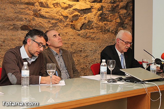 La figura de la patrona de Totana y el entorno de su santuario, a debate en el IV ciclo de conferencias sobre 