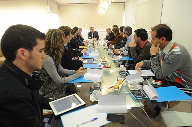 La Comunidad fomenta la innovación y el carácter emprendedor entre los jóvenes para impulsar el crecimiento y la creación de empleo - 1, Foto 1