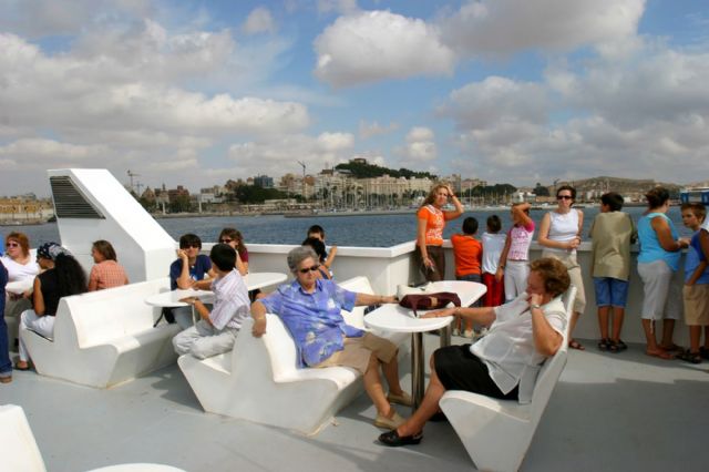 La alcaldesa de Cartagena firma un acuerdo con Renfe para la promoción de la ciudad - 1, Foto 1