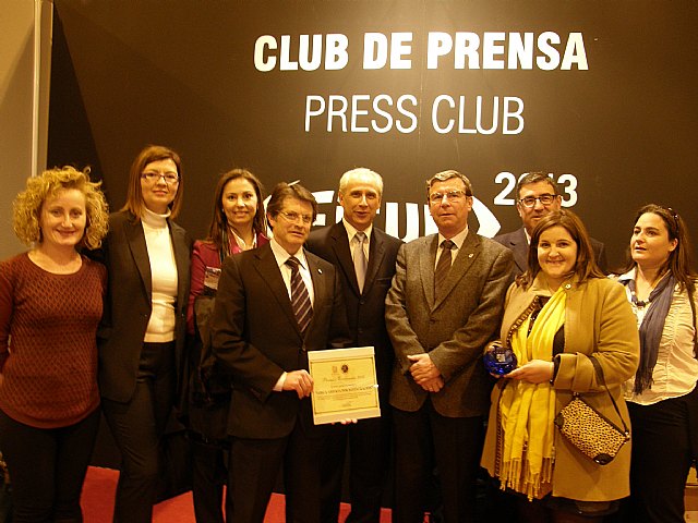 Francisco Jódar recibe en Fitur el Premio Excelencias 2012 por las iniciativas por recuperar los visitantes tras los seísmos - 1, Foto 1