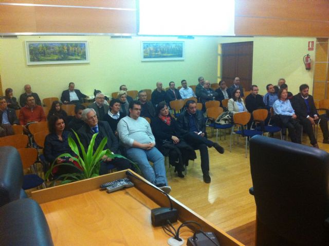 El Alcalde de Molina de Segura presenta el Proyecto Espejo del Plan Estratégico de Promoción y Desarrollo del Capital Humano a un grupo de empresarios que colaborarán en su desarrollo - 2, Foto 2