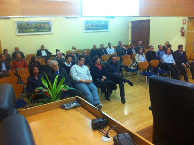 El Alcalde de Molina de Segura presenta el Proyecto Espejo del Plan Estratégico de Promoción y Desarrollo del Capital Humano a un grupo de empresarios que colaborarán en su desarrollo - 4, Foto 4