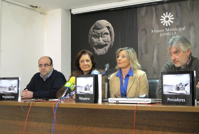 La exposición  Pescadores, que recoge la historia de la pesca en Santiago de la Ribera,  se puede ver desde ayer en Jumilla - 1, Foto 1