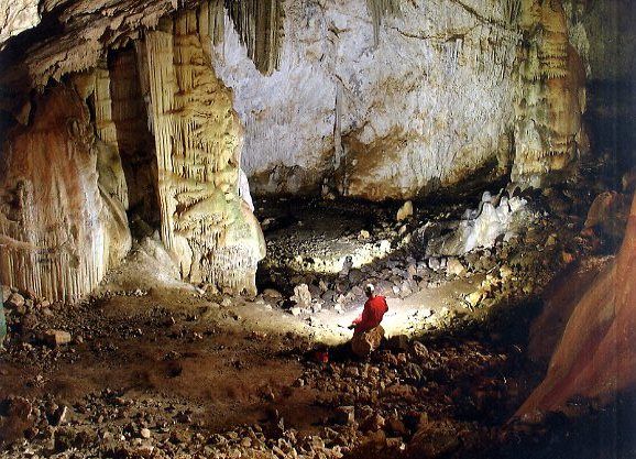 La Consejería de Cultura, el Ayuntamiento y la Federación de Espeleología pondrán en valor la Cueva de la Moneda, en Sierra Espuña - 1, Foto 1