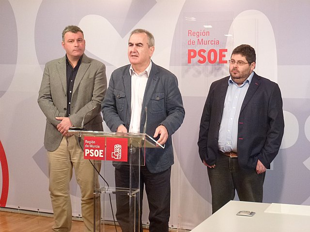 El PSOE pide con urgencia un plan específico de empleo para la Región - 1, Foto 1